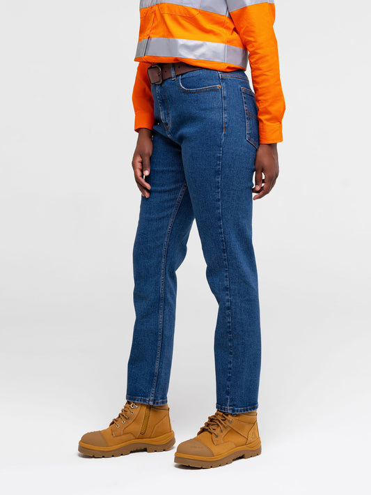 Ladies stretch jeans using 13.75‑oz 97 % cotton and 3 % spandex fabric with golden brass zipper and four‑pocket design for a comfortable women’s fit