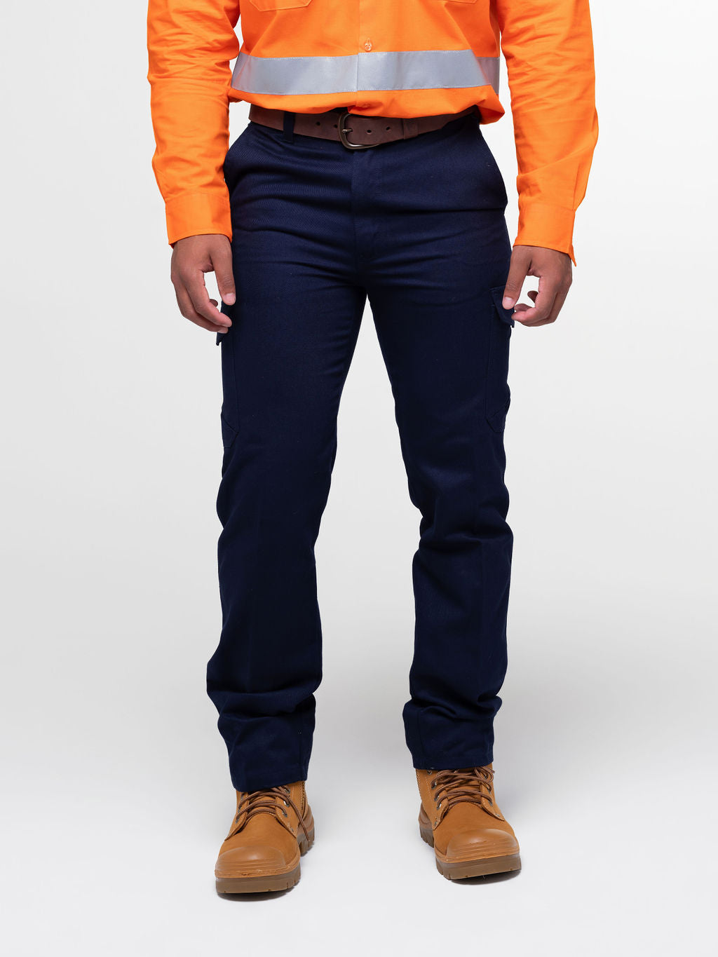 Men’s 300 gsm cotton ripstop cargo pants with Velcro‑flap pockets, ruler pocket, modern tapered fit, double‑stitched seams and UPF 50+ compliance